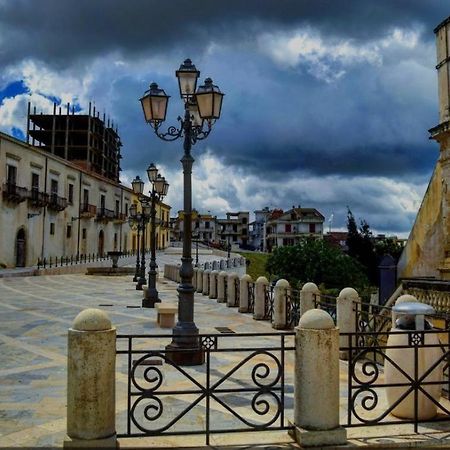 Montalbano House - Casa Vacanze Santa Margherita di Belice ภายนอก รูปภาพ