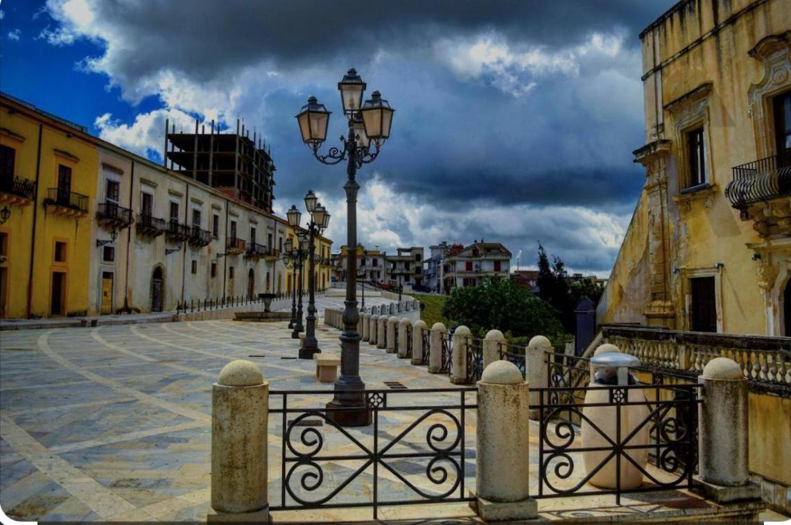 Montalbano House - Casa Vacanze Santa Margherita di Belice ภายนอก รูปภาพ